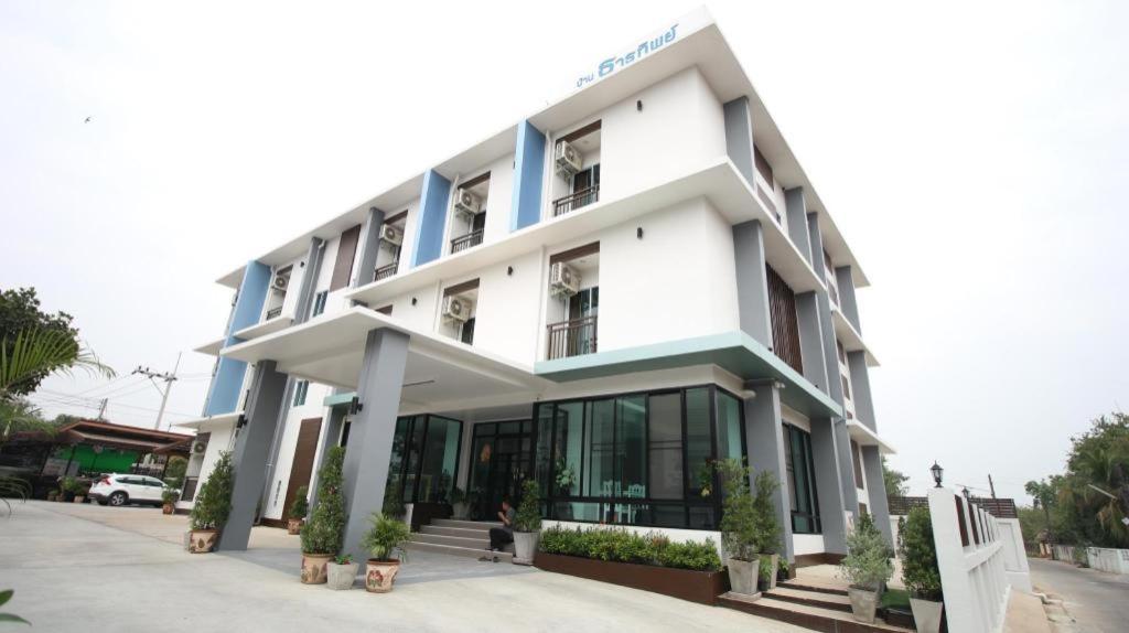 Baanthanthip Khon Kaen Exterior foto